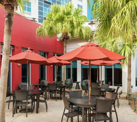 Hilton Garden Inn Tampa Airport Westshore - Tampa, FL