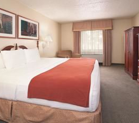 Baymont Inn & Suites - Rock Springs, WY