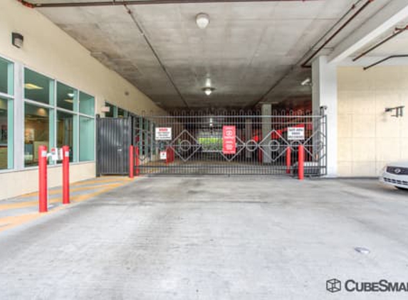 CubeSmart Self Storage - Aventura, FL