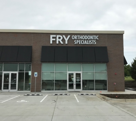 Fry Orthodontic Specialists - Lees Summit, MO