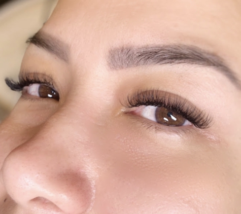 Xixystylist lashes, brows and more, Pestañas, faciales, cejas - Cutler Bay, FL