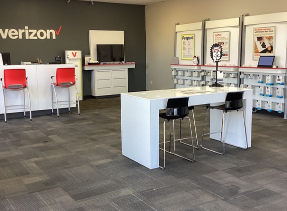 Verizon - Los Banos, CA