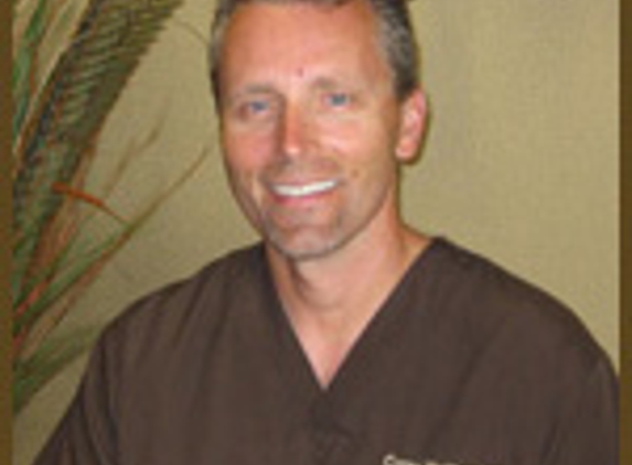 Corey J Walther, DDS - Carpentersville, IL