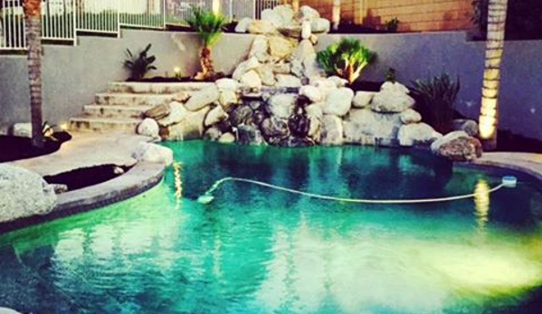 Wetworks Swimming Pool Service - Hemet, CA