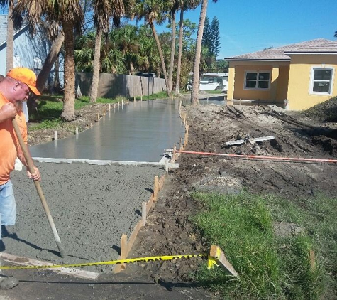 AAA Excavating Svcs., LLC - Cocoa, FL. Finishing new Home