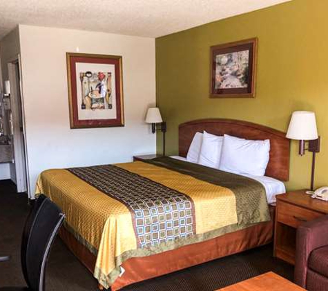 Econo Lodge - Oklahoma City, OK