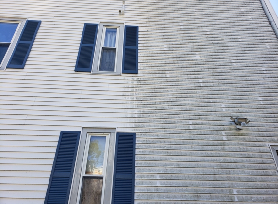 Casa Kleen Pressure Washing. A before and after.