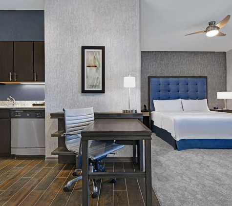 Homewood Suites by Hilton Edison Woodbridge - Edison, NJ