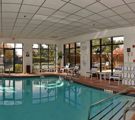 Hampton Inn Washington-Dulles Int'l Airport South - Chantilly, VA