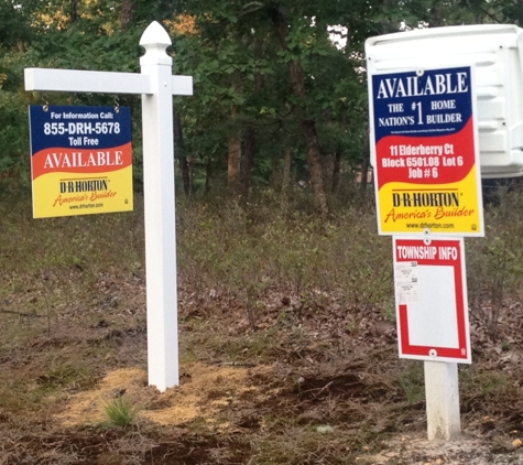 Penn Jersey Weekend Directional Signs - Oaklyn, NJ