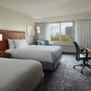 Courtyard by Marriott - Hotels