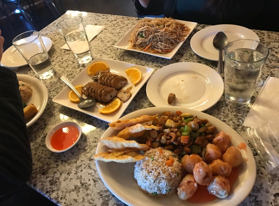 Yuan Su Vegetarian - Portland, OR