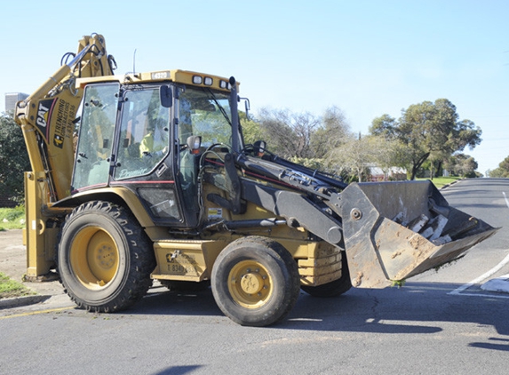 M & K Plant Hire - Capalaba, QLD