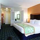 Fairfield Inn & Suites