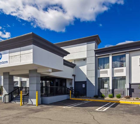 Best Western Paramus Hotel & Suites - Paramus, NJ