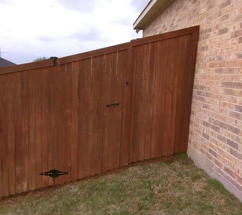 D & T Fence Staining - Midlothian, TX