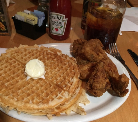 Lo-Lo's Chicken and Waffles - Scottsdale, AZ