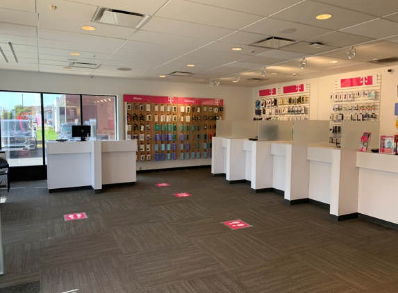 T-Mobile - Dearborn, MI