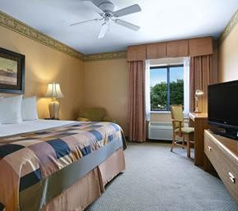 Baymont Inn & Suites - Champaign, IL