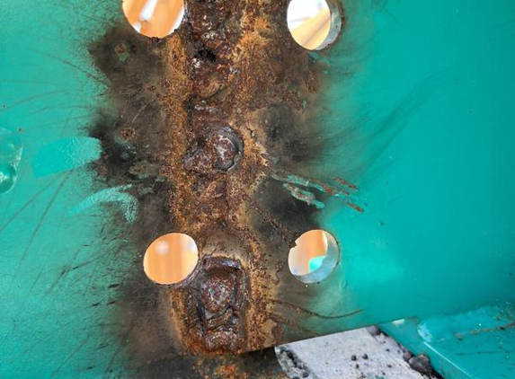 Suncity Homes - Noosaville, QLD. The holes we supposed to line  up??