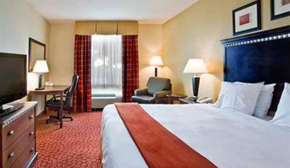 Holiday Inn Express & Suites Clewiston - Clewiston, FL