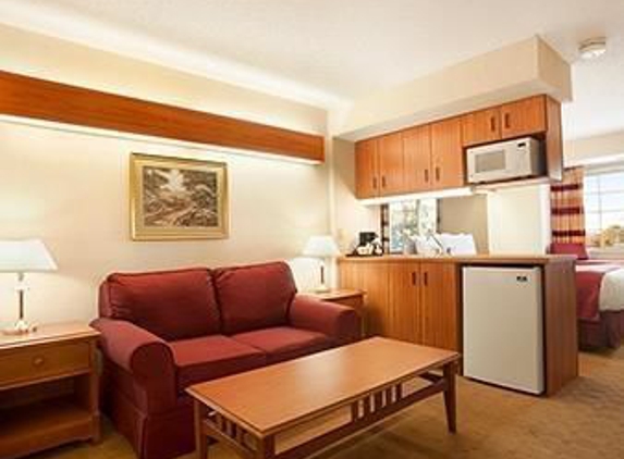 Microtel Inn & Suites by Wyndham Ann Arbor - Ann Arbor, MI