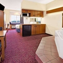 OYO Hotel Mesquite TX, Hwy 80 - Lodging