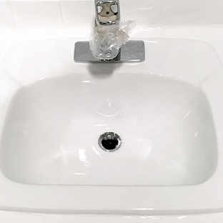 Bathtub Refinishing And Fiberglass Expert - Los Angeles, CA. Bathroom sink refinish Los Angeles.