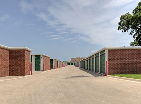 Securlock Storage at Bedford - Bedford, TX