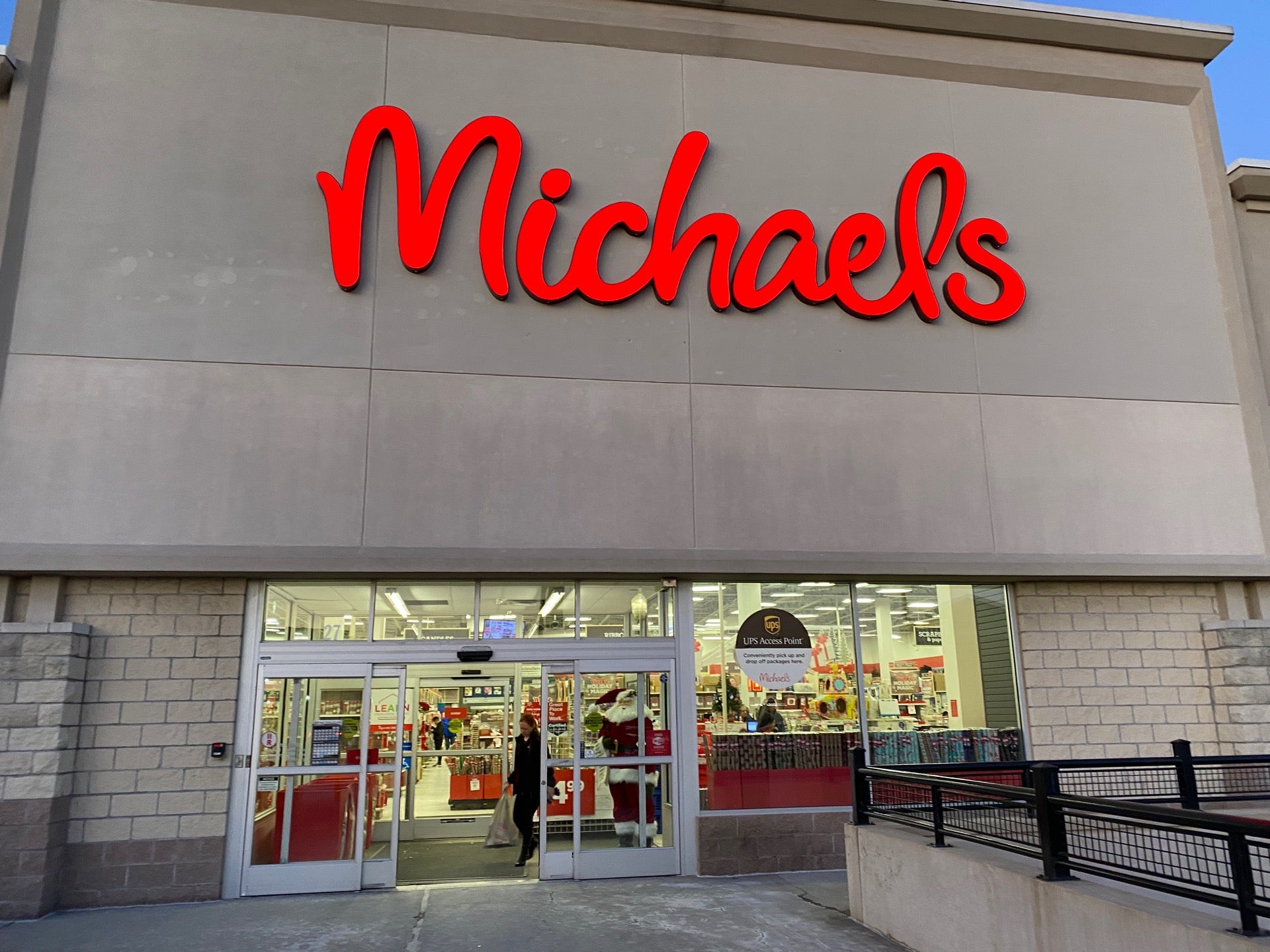 michaels store hours