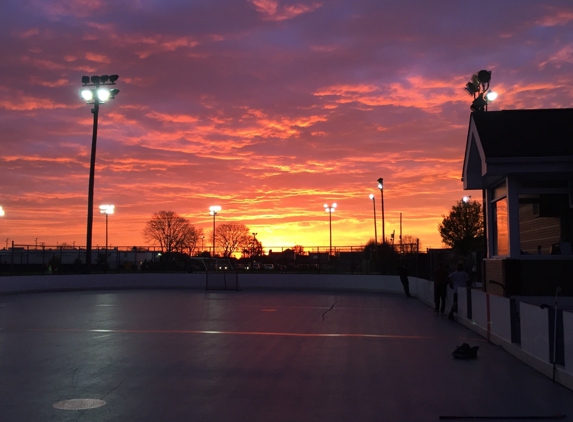 Wilson Park Pool - Mineola, NY