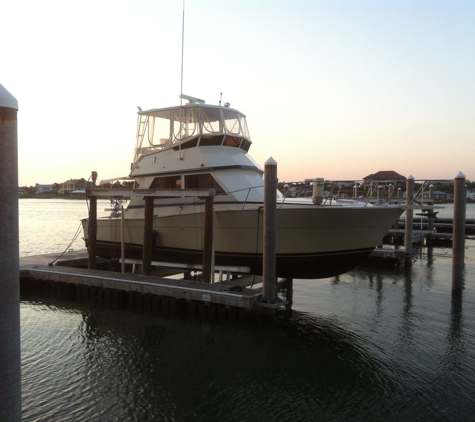 Hi & Dry Boat Lifts - Houma, LA