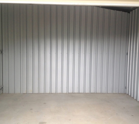 Space Station Storage Units - Camdale, TAS