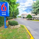 Motel 6 - Hotels