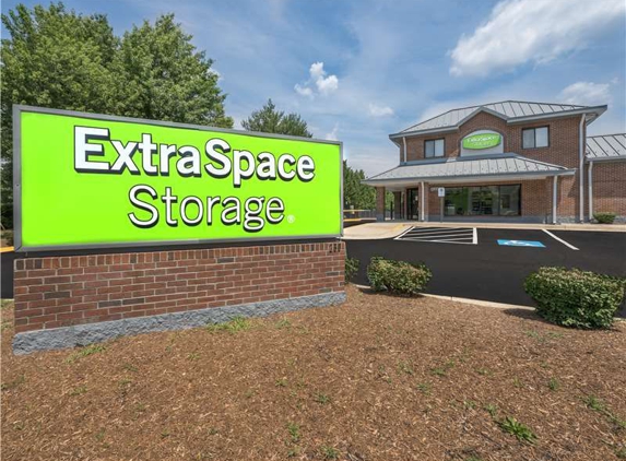 Extra Space Storage - Herndon, VA