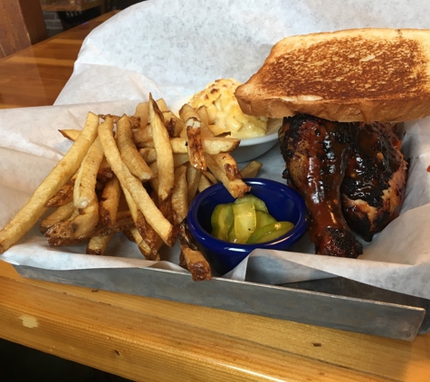 Cue Barbecue - Peachtree Corners, GA