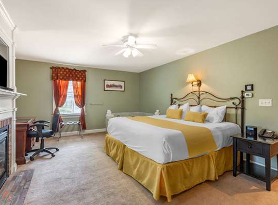 Essex Street Inn & Suites, Ascend Hotel Collection - Newburyport, MA