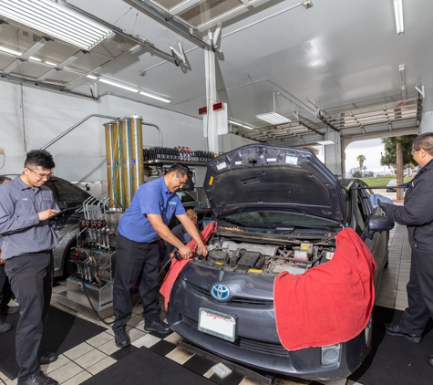 Oilstop Drive Thru Oil Change - Camarillo, CA