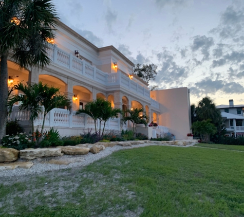 Dry Dock Waterfront Grill - Longboat Key, FL