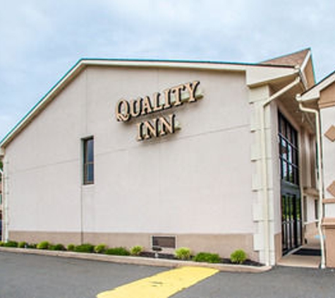 Quality Inn - East Windsor, NJ