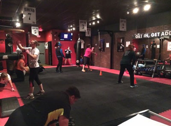 9Round 30 Min Kickbox Fitness - North Branford, CT