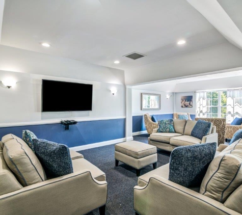 Horizons at Franklin Lakes Apartment Homes - Franklin Lakes, NJ