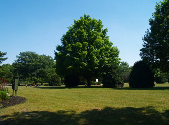 Chapel Hill Memorial Gardens & Funeral Home - Osceola, IN