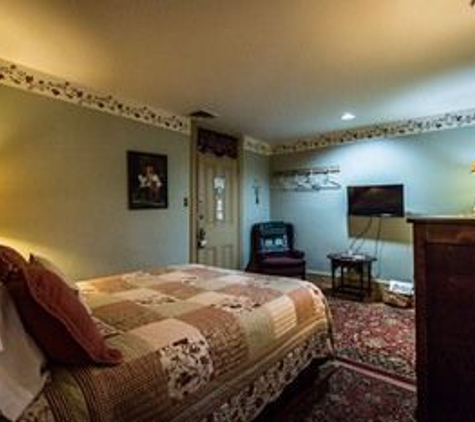 Alden House B & B - Lititz, PA