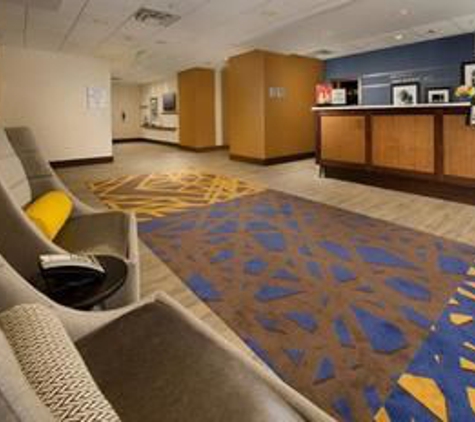 Hampton Inn & Suites Baltimore/Woodlawn - Windsor Mill, MD