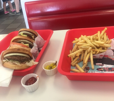 In-N-Out Burger - Anaheim, CA