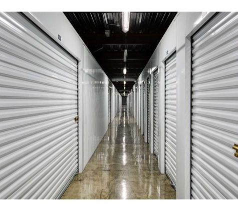 Extra Space Storage - Glendale, CA