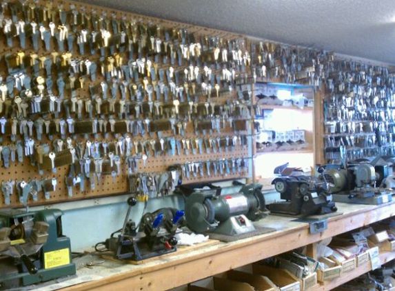 Discount Lock & Key Inc - Bradenton, FL