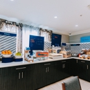 Holiday Inn Express & Suites Santa Clara by IHG - Hotels