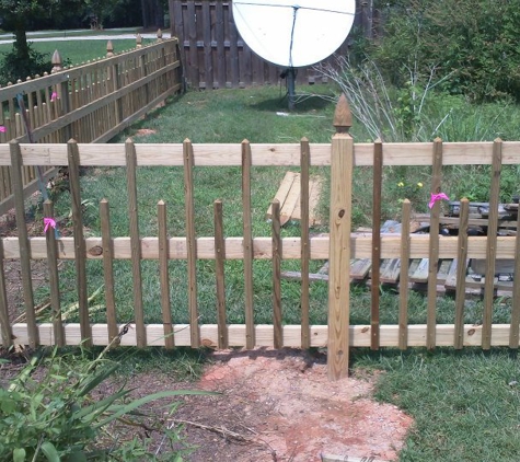 Apex Fence Builders - Youngsville, NC